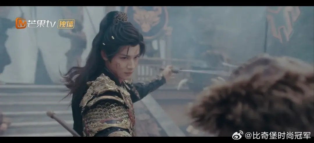 郑业成怎么跑去演短剧了？发现他在🥭上了一部集均20分钟的短剧，女主是赵晴，还真