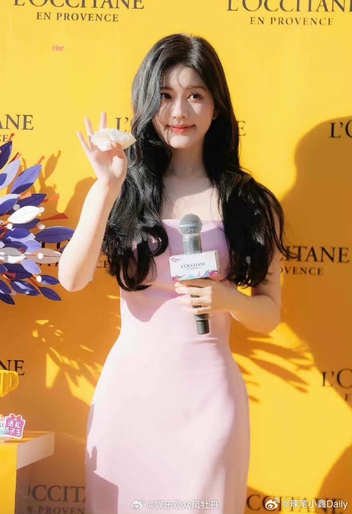 海外断层女顶演唱会来了， 泰国万人演唱会场所，顶流开演唱会的地方，还被ORM的妈