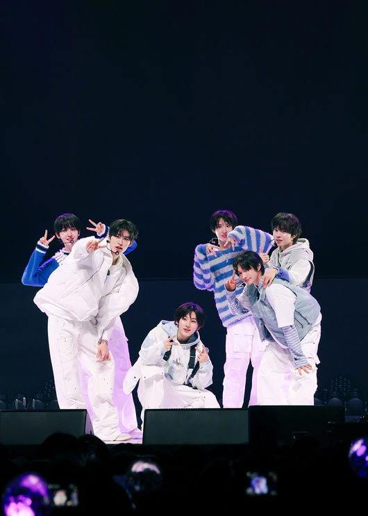 【osen】[KickFlip成功完成出道以来首次粉丝演唱会全国巡演，正式拉开2