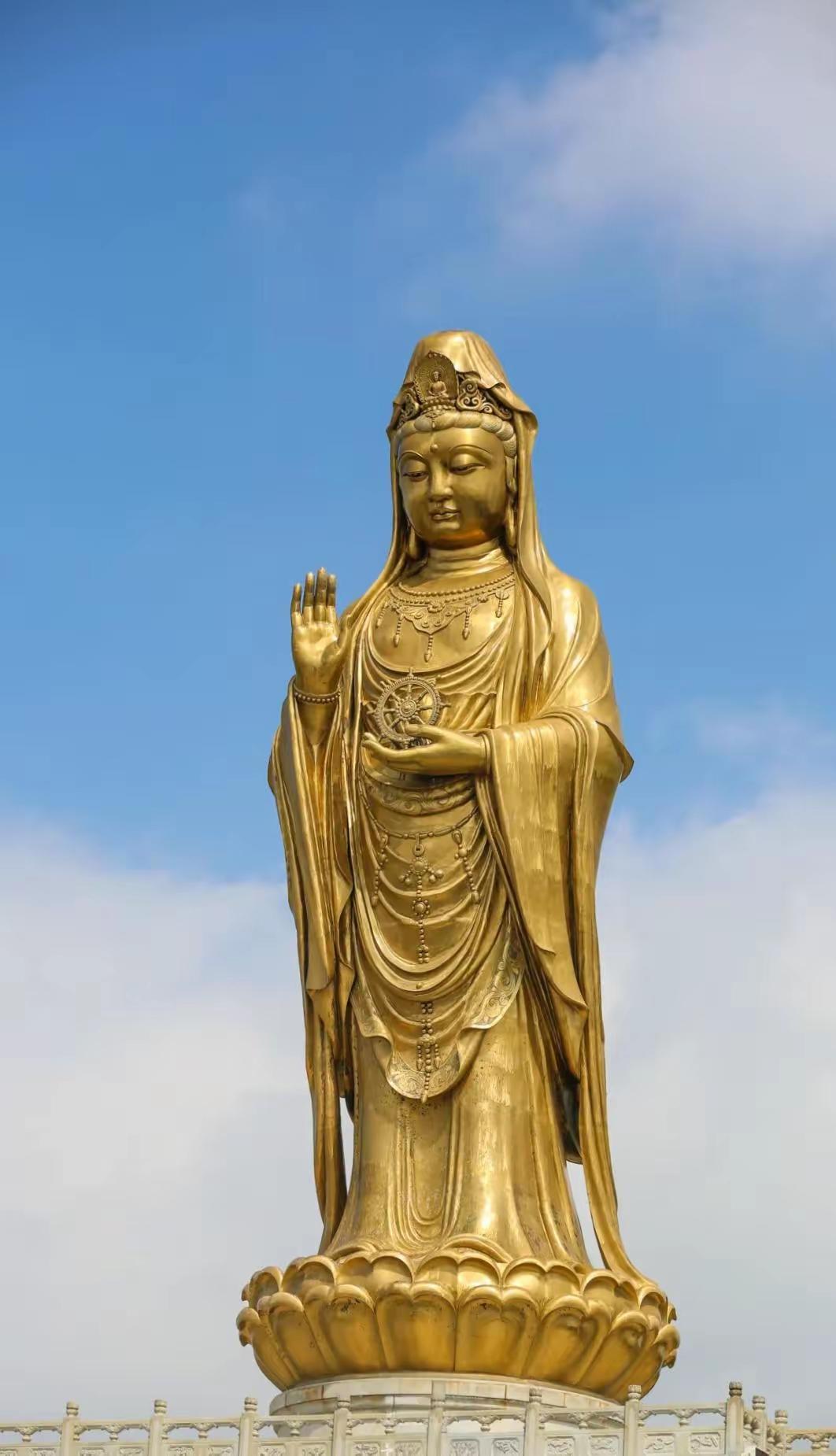 巴威又一次变向，翻开历年暴风历史，有一个现象不得不承认：台风到了南海普陀山附近，
