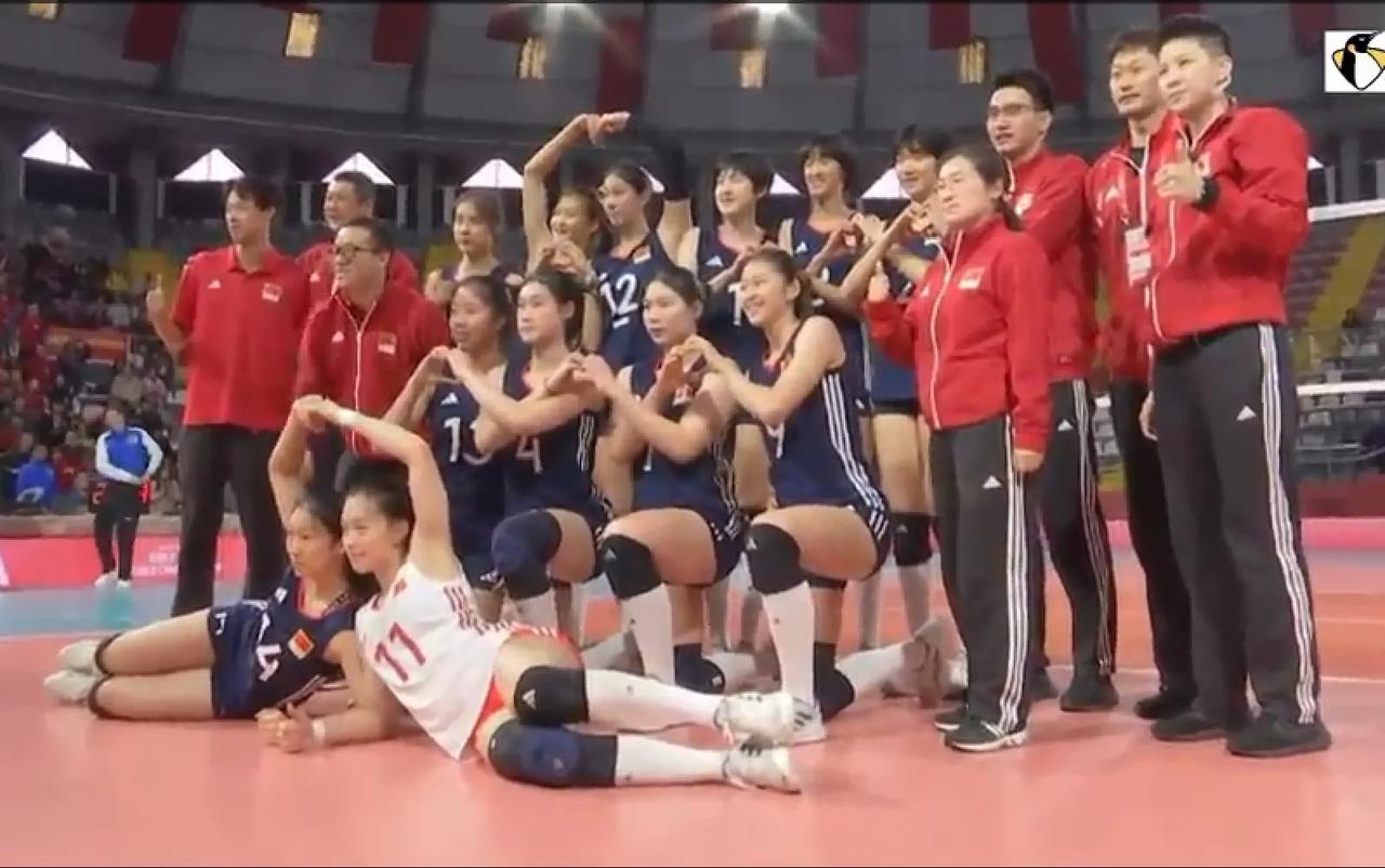 【U17女排世锦赛】决赛赛程：
             北京时间25日08：3
