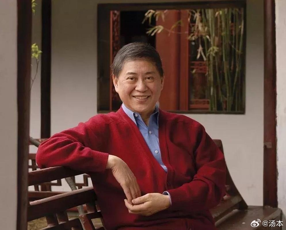 著名作家白先勇，曾是加州大学（UCSB）资深教授，是我一生的恩师。我曾经和各位分