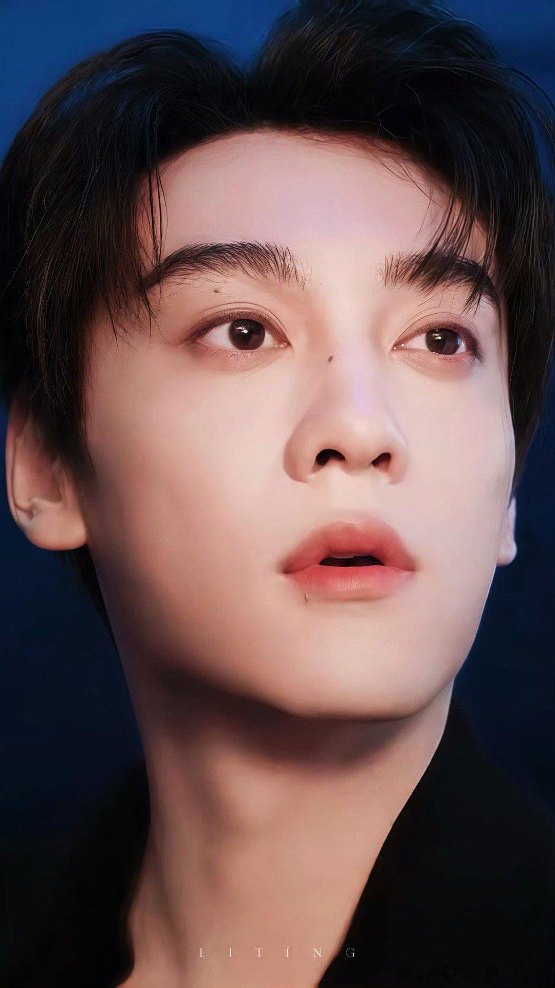 田栩宁首个彩妆代言 速来围观！今日官宣田栩宁，主推产品秒罄，这影响力太牛了帅哥和