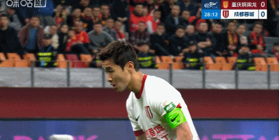 【中超】玉昆4比0山东▼精彩时刻：第2分钟，梦幻开局！卡约头球破门！玉昆1比0领