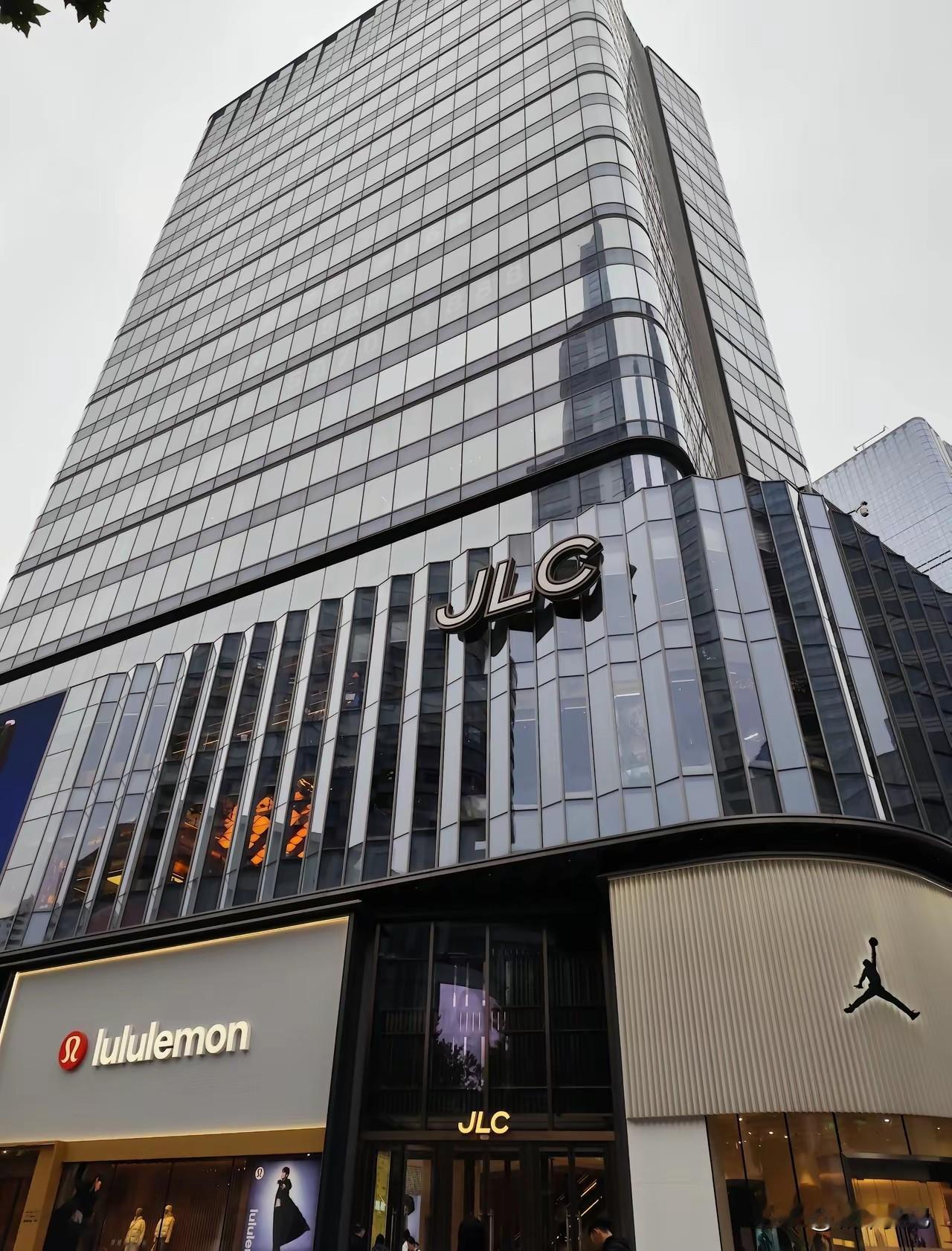 晒图笔记大赛打卡南京新街口，中华第一商圈，商业综合体集聚区。