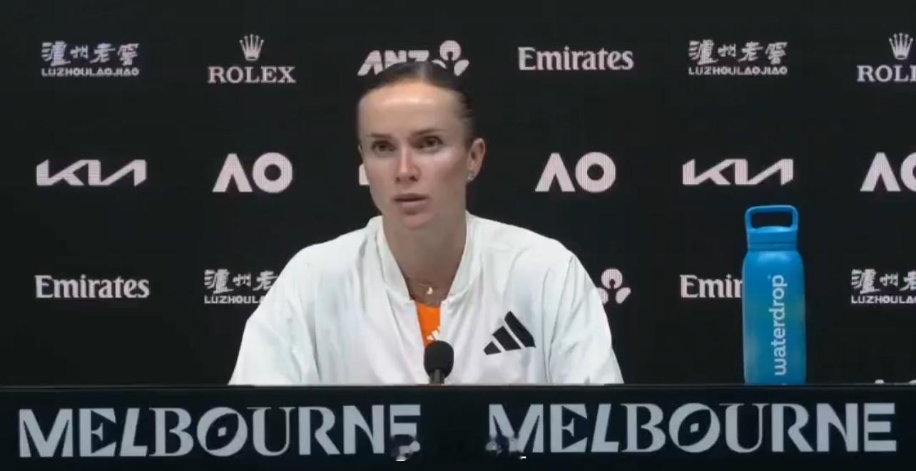 斯维托丽娜谈和萨巴伦卡比赛“我觉得我的回球还不错，但她的第二拍简直不可思议。她回