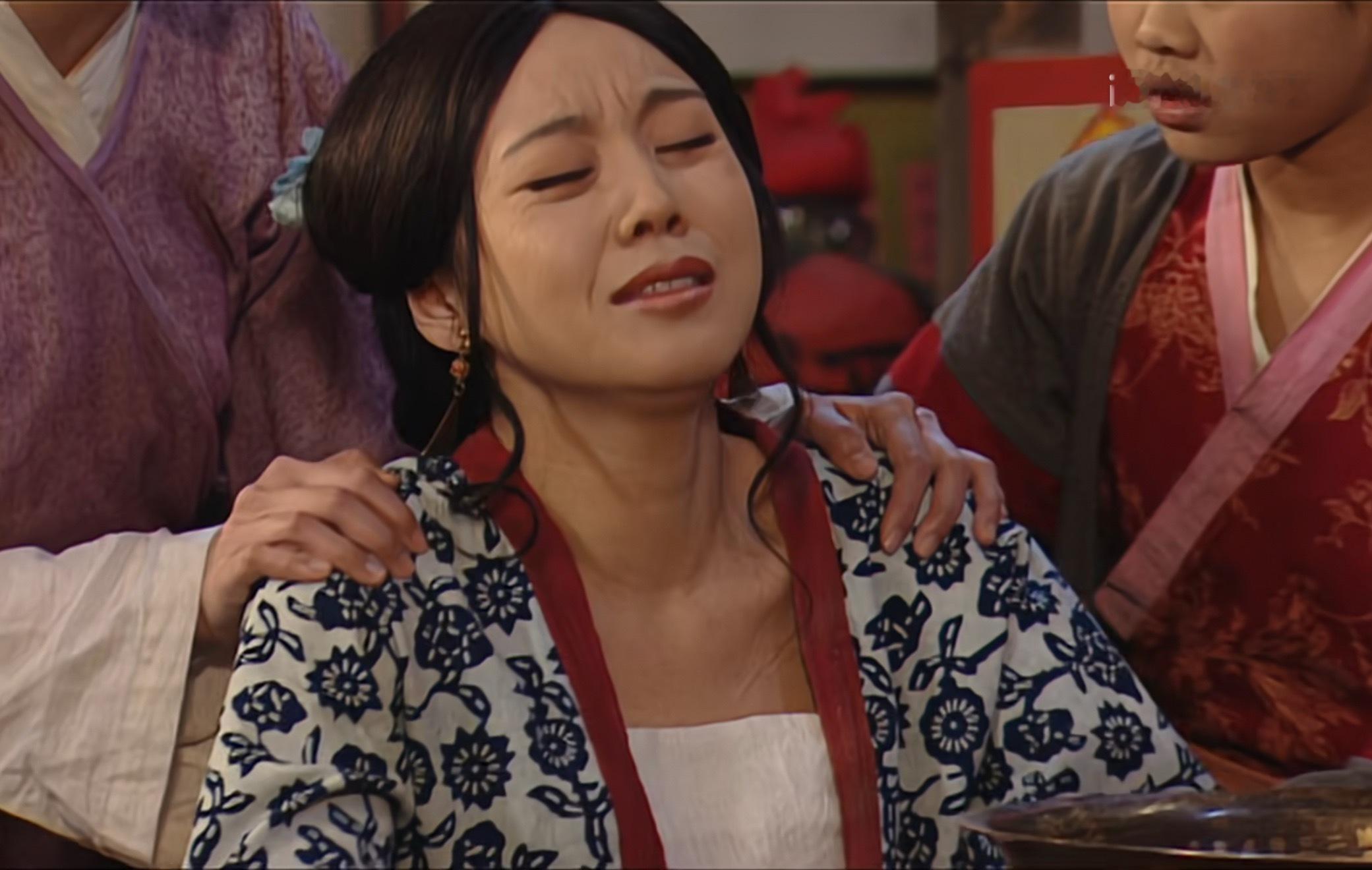 《我为湘玉存大钱》第188集无双为了让老白看清你对他的态度，所以故意说老白在十八