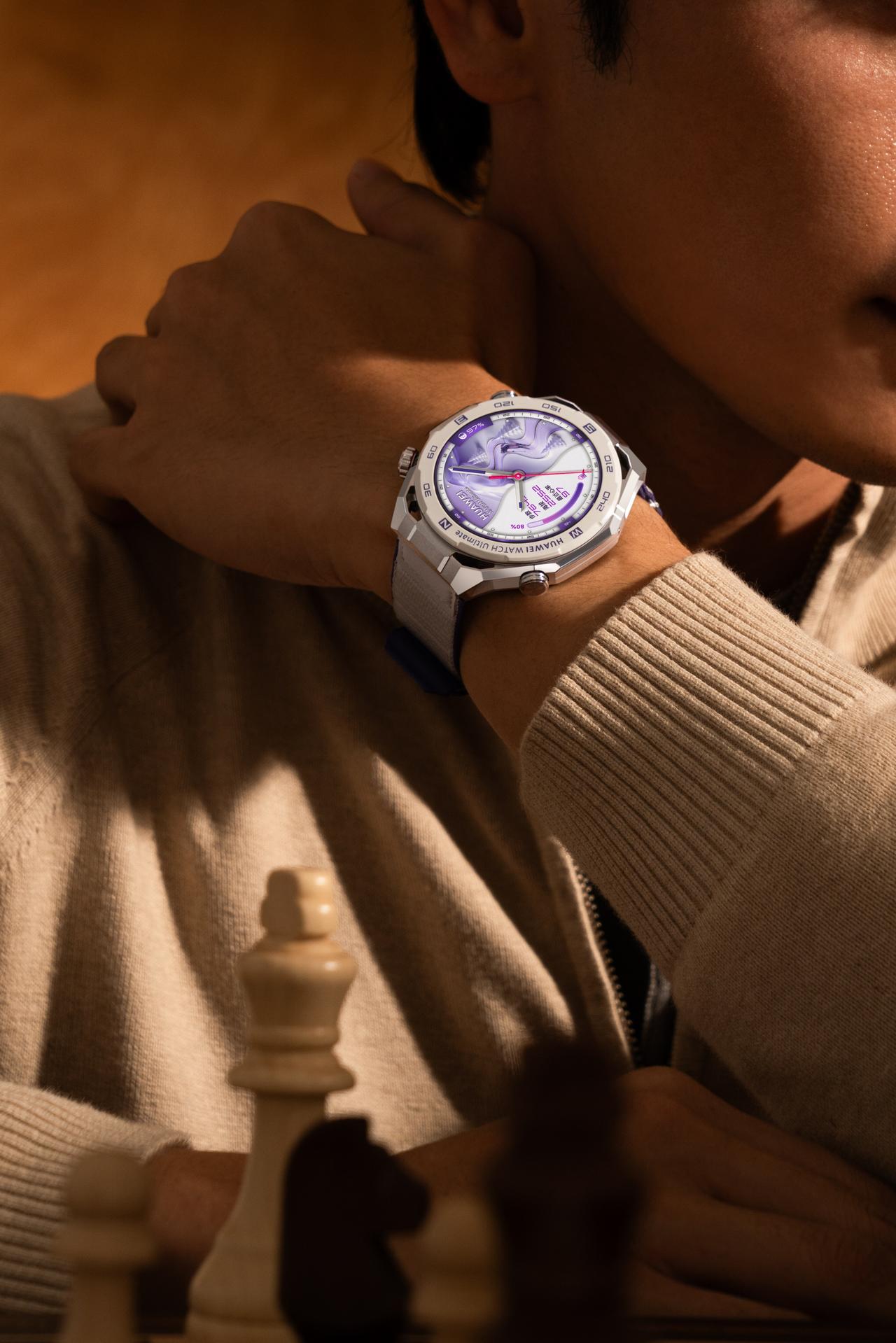 迪桑特 × 华为WATCH Ultimate 2非凡探索联名款，这个组合确实让人