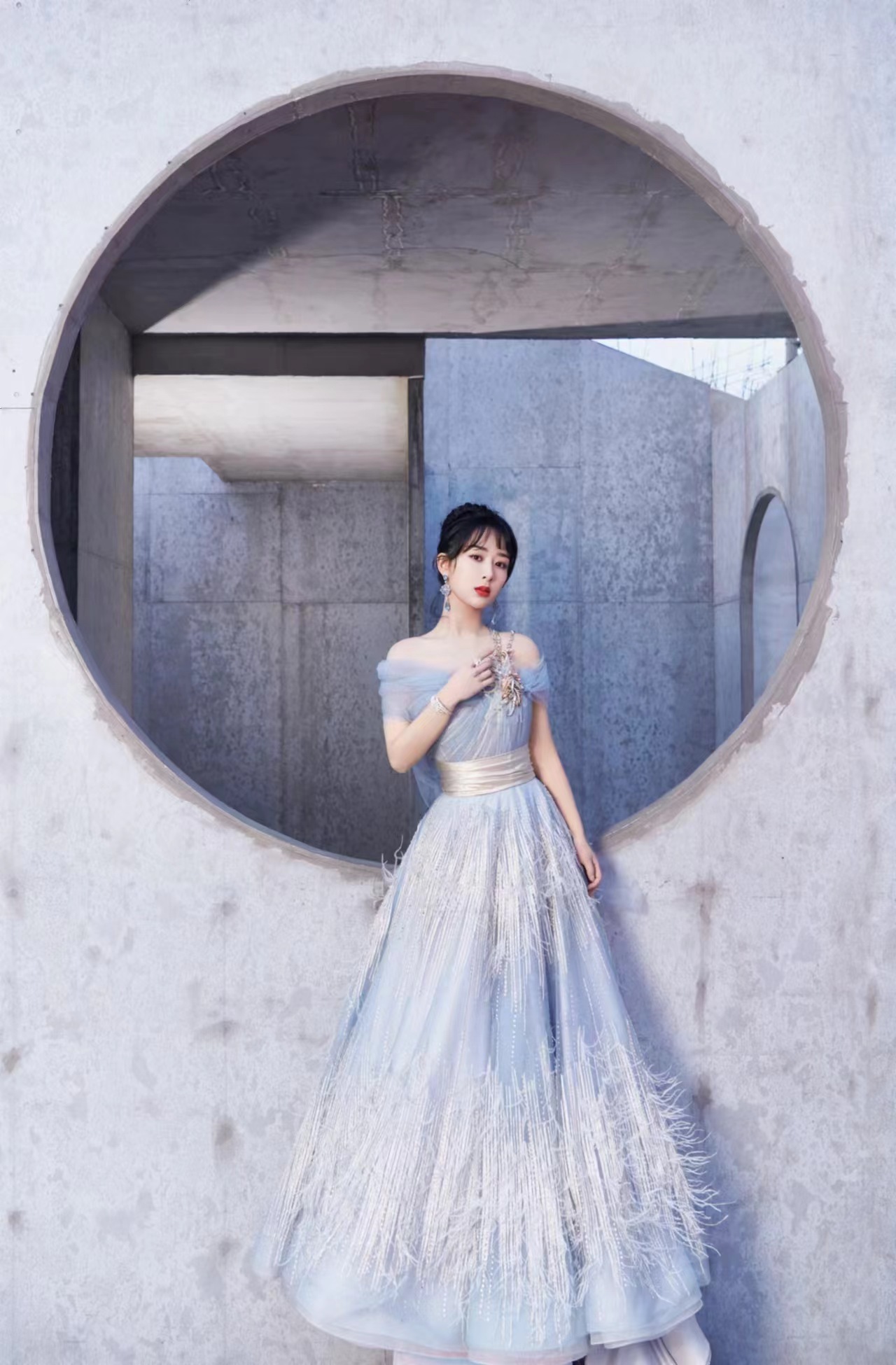 [送花花] #杨紫要久久爱#每想你一次，我院子里的星星便多一颗，如今，那些零碎的
