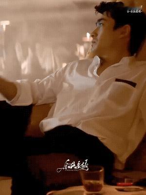 朱一龙个人部分奖项合集：爱奇艺尖叫之夜 年度品质演员获奖｜年度影响力人物荣誉盛典
