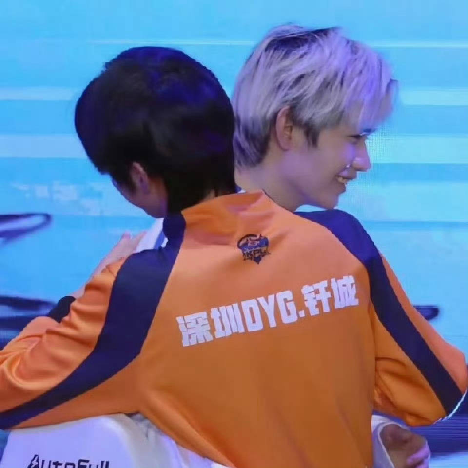 钎九 导播？大哥我啥也没看到啊？切了个什么啊？上图 