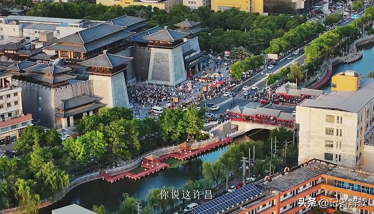 许昌市委书记一线督导治水，严打偷排超标排污

近日，许昌市委书记杨小菁前往长葛、