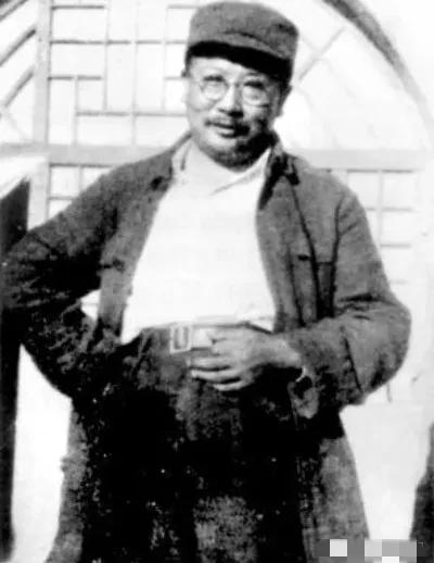1943年，一个害死200多人的大叛徒，找李克农自首，李克农与他聊了3天，最终决