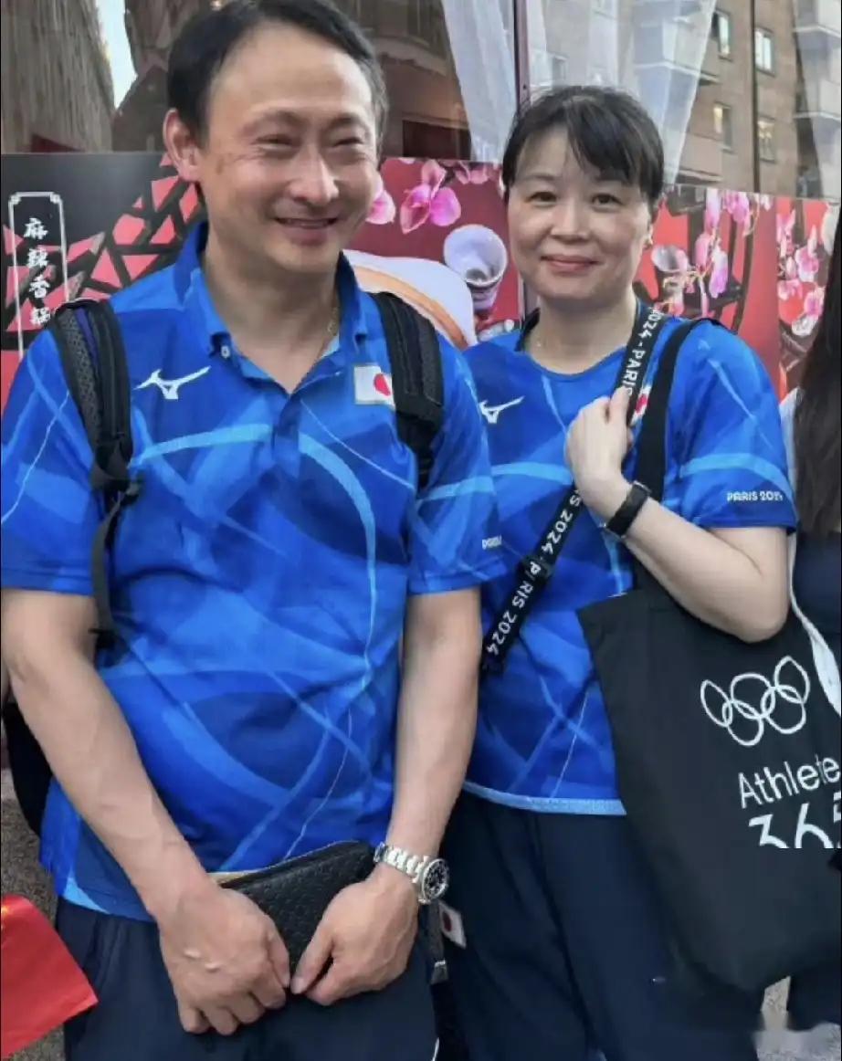 体育界，我最不理解的，
就是张本智和的爸妈了。

每次看WTT转播，镜头一扫，总