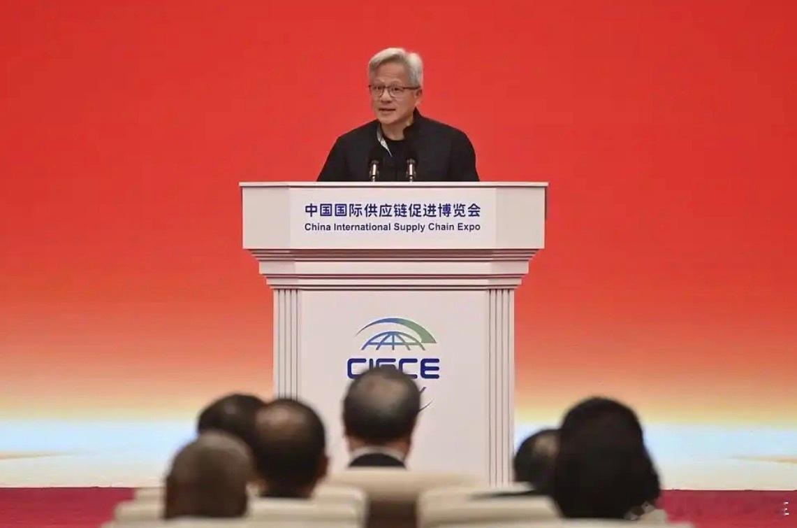 【英伟达CEO称非常想买小米汽车】你看看人家四万亿美刀市值，几千亿美刀身价的大老
