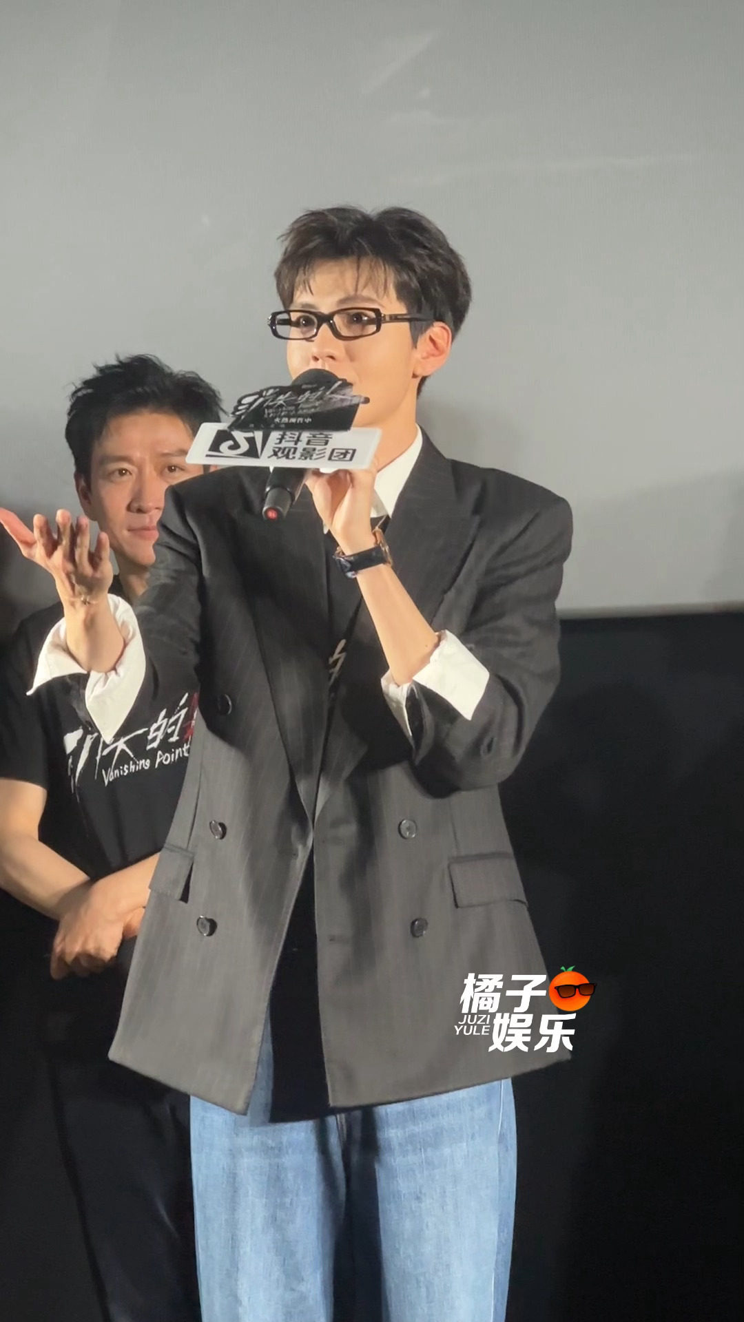 我们i人就是像毕雯珺一样唱跳心愿便利贴的毕雯珺唱跳心愿便利贴