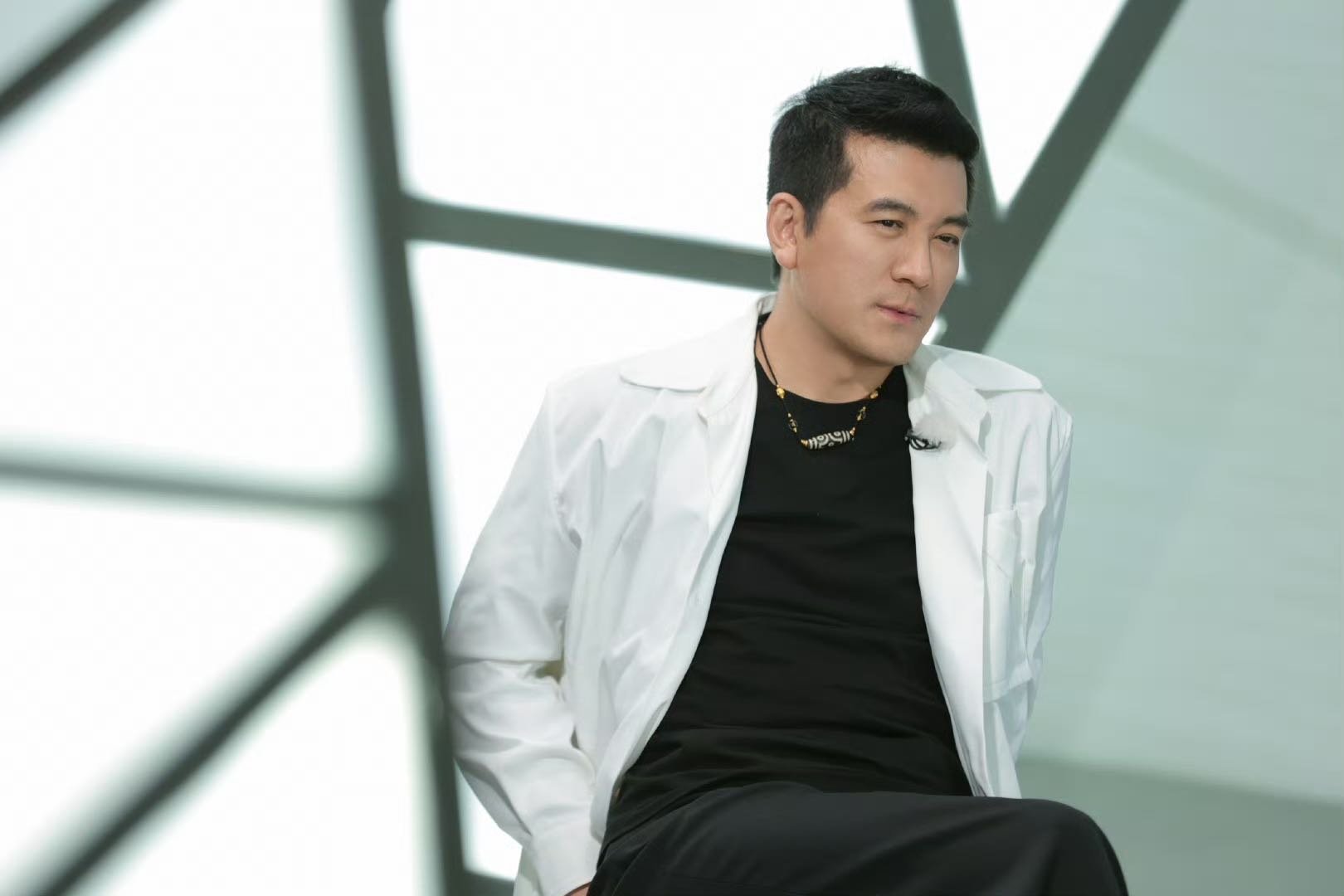 杨子多次逃跑被抓回  杨子直播和大家聊到了自己才是再见爱人里面隐形的不录王，录制