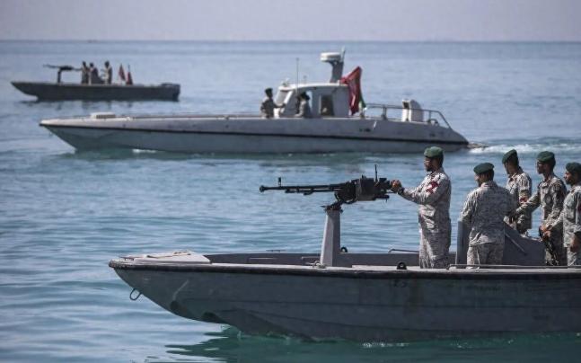 谁能想到，伊朗玩起变脸来，比川剧还溜，前一天刚拍着胸脯说开放海峡，第二天就直接开