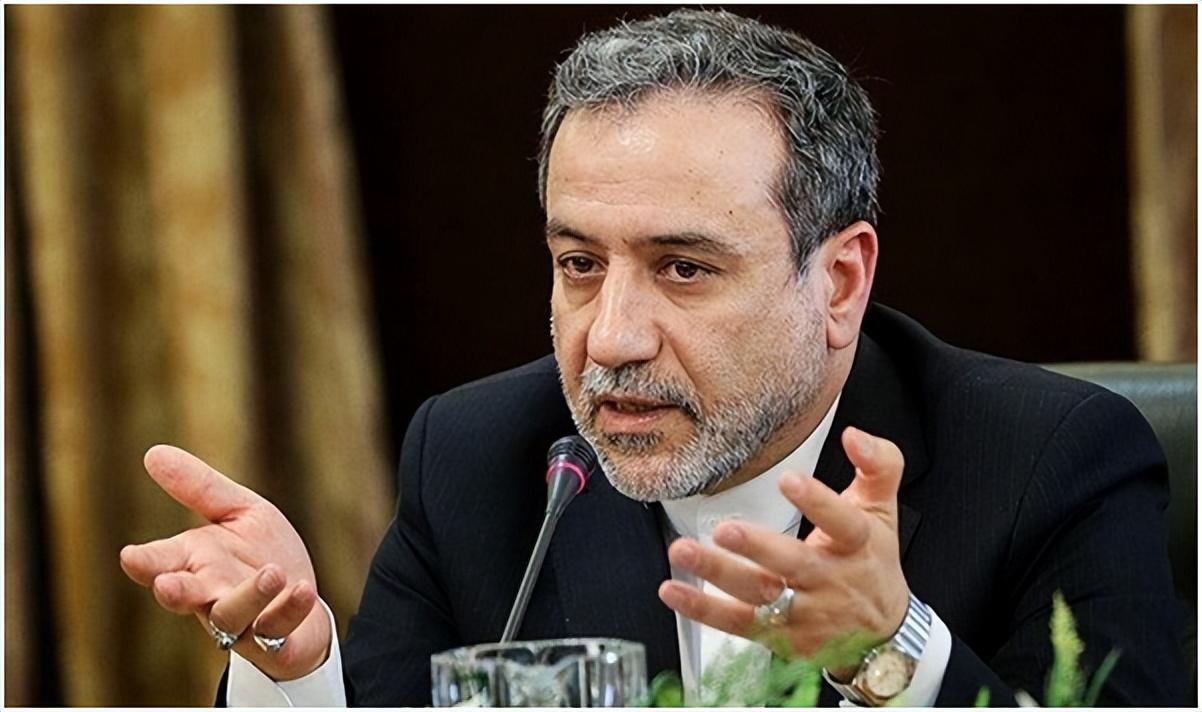 伊朗外长阿拉格齐近期的一番操作，直接把自己推到了国内舆论的风口浪尖，更被手握实权