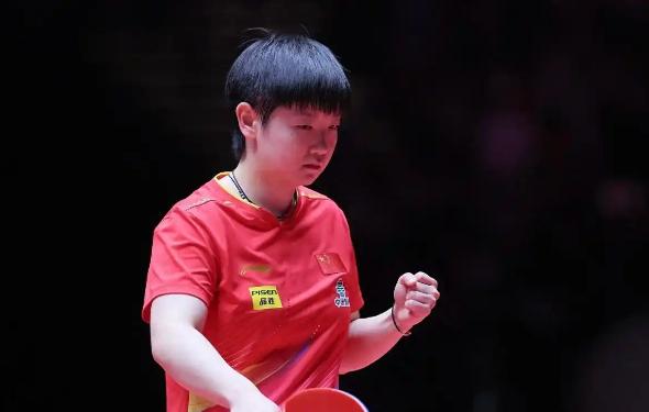 为什么孙颖莎断层式第一还要不断打比赛？

其实横滨的时候非常危险，差点就会对她职