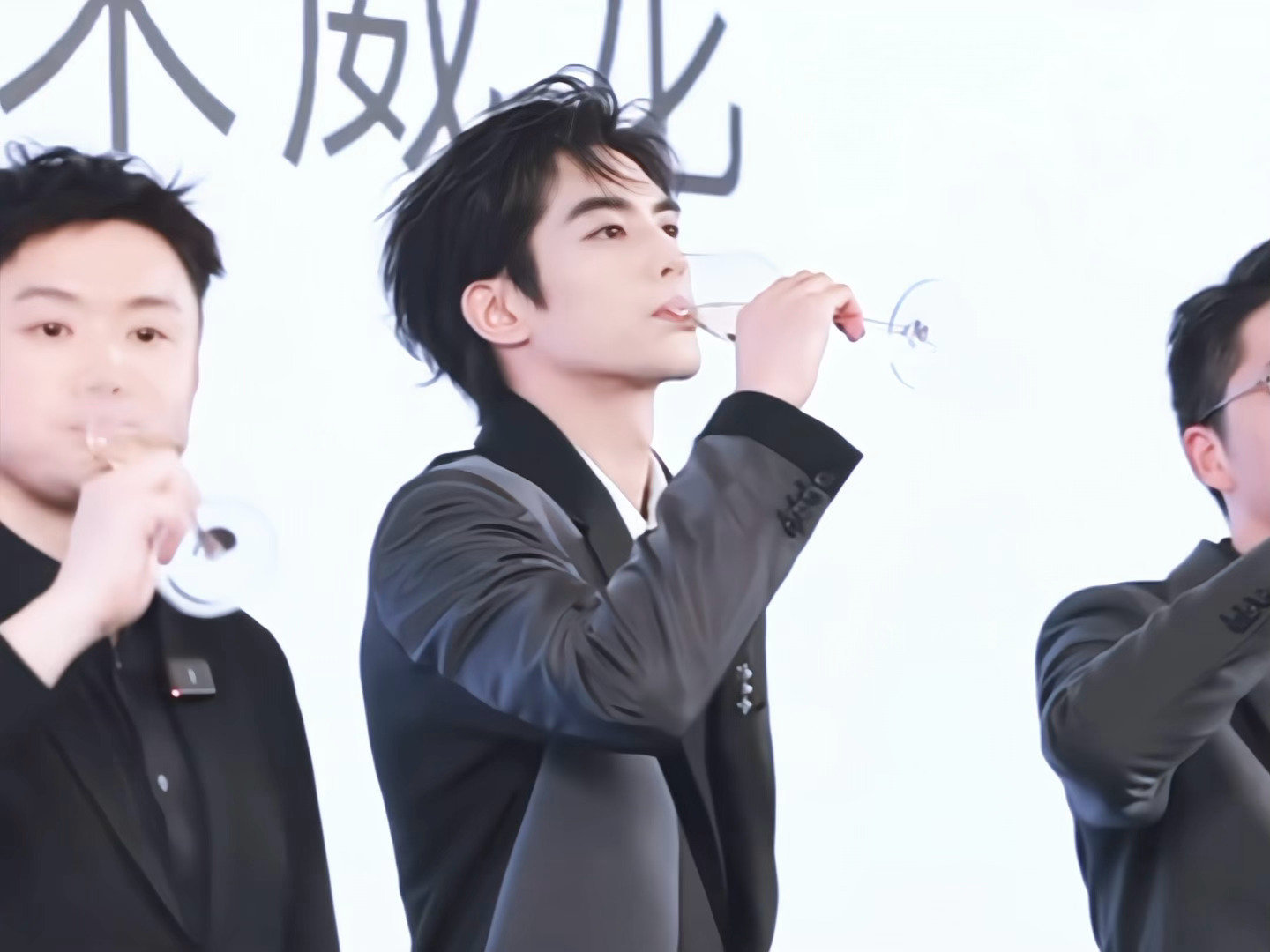 宋威龙 霸总真霸总来的