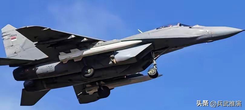 塞尔维亚战机搭载中国CM-400AKG高超音速空射弹道导弹

这件事真的提气，中