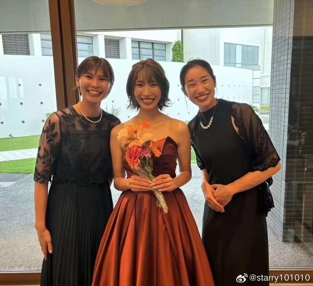 📸日本🇯🇵女排前国手【石井优希】的婚礼#女排[超话]# ​​​