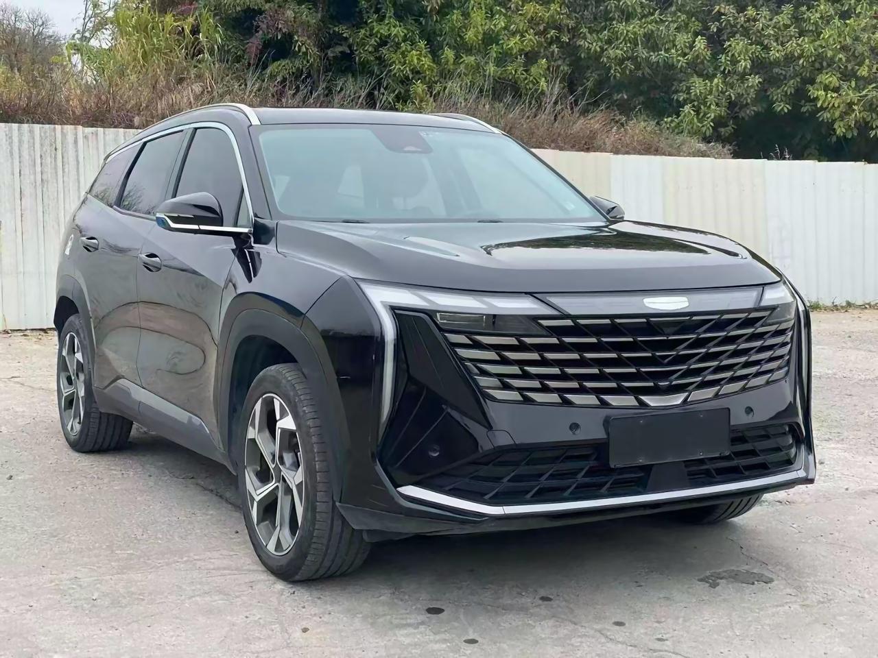 🔥 11万预算还要不要看二手博越L？我劝你先冷静
我说个很现实的事：11万预算