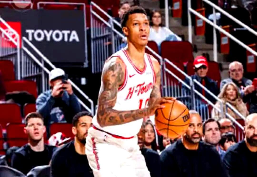 火箭0交易，球迷白熬夜
 
2月9日凌晨4点，交易窗口啪地关上，火箭名单纹丝不动