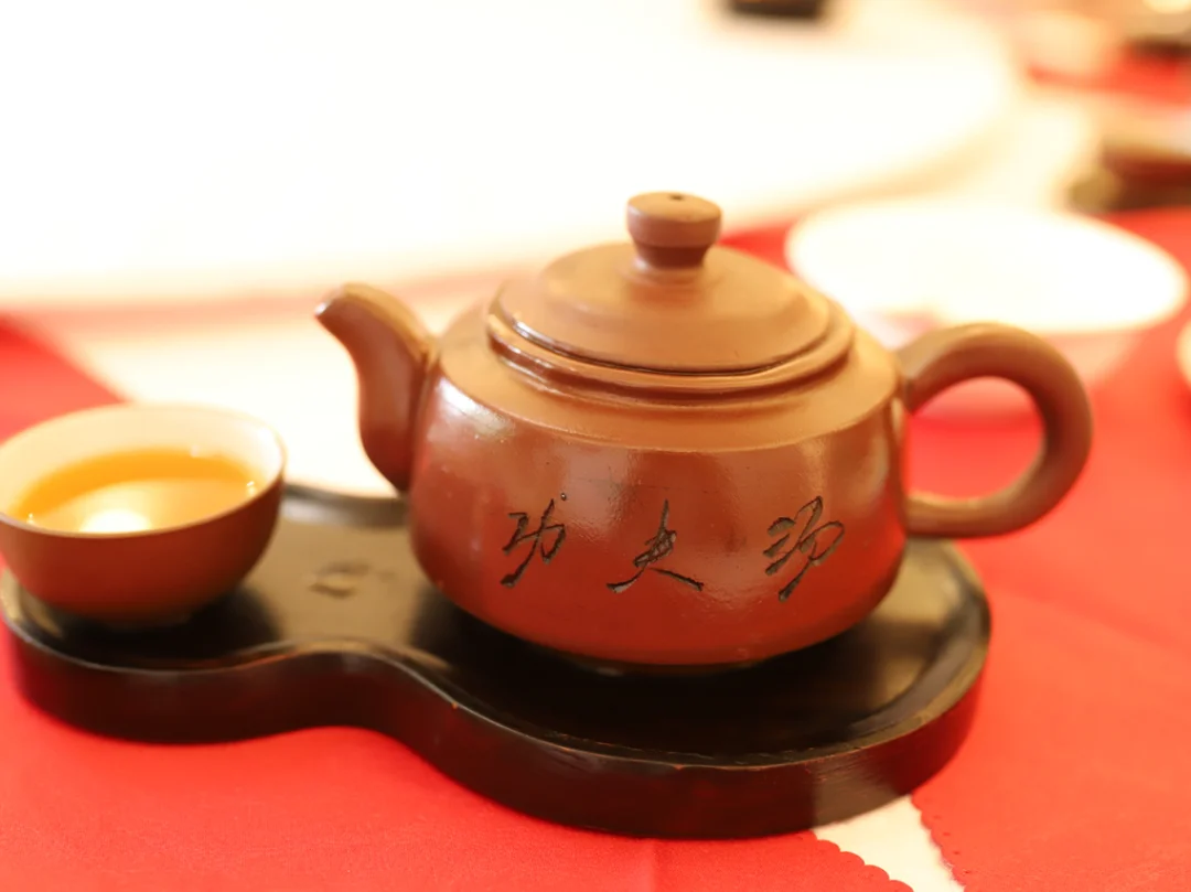 我们外出游玩，会走过一个又一个地方，留下一段又一段回忆，而在这些美好的回忆中，一