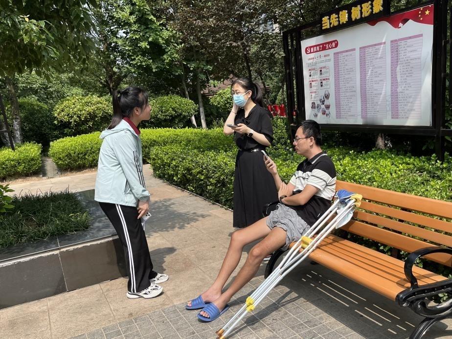 秦岭笑谈[超话]青春三下乡大学生社会实践【青年调研察实情，用脚步丈量乡村治理】8