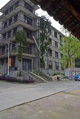 你经历过什么吓人的事？
二十年前我曾被某部门领导借调当秘书。这个部门是一个独立的