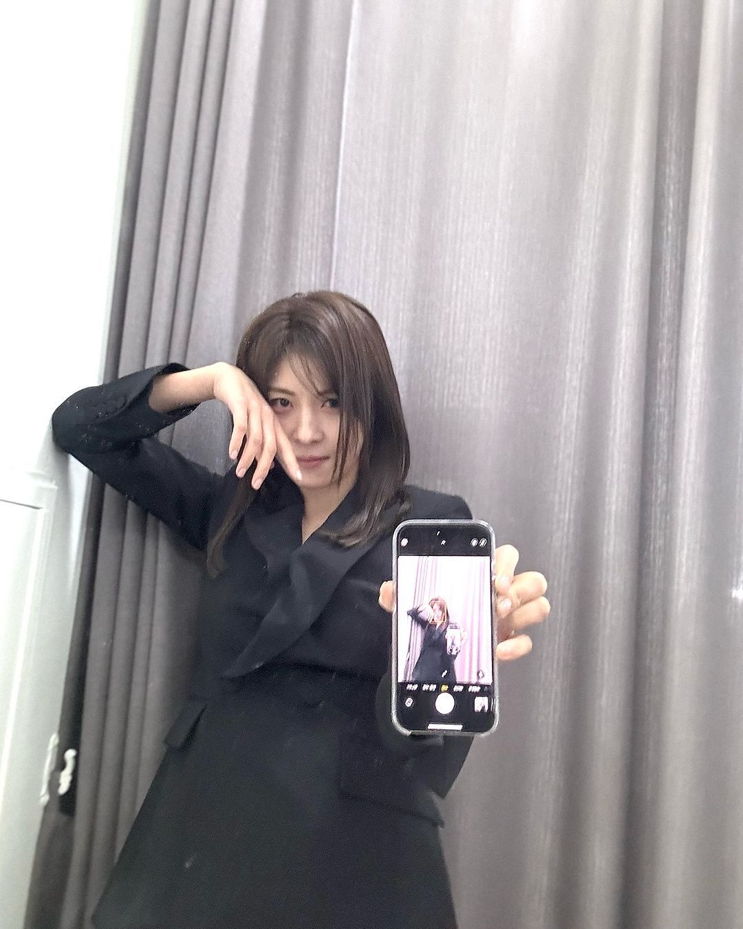 #河智苑[超话]#10232024.2.15ins更新内容:초코하임 많이 먹는