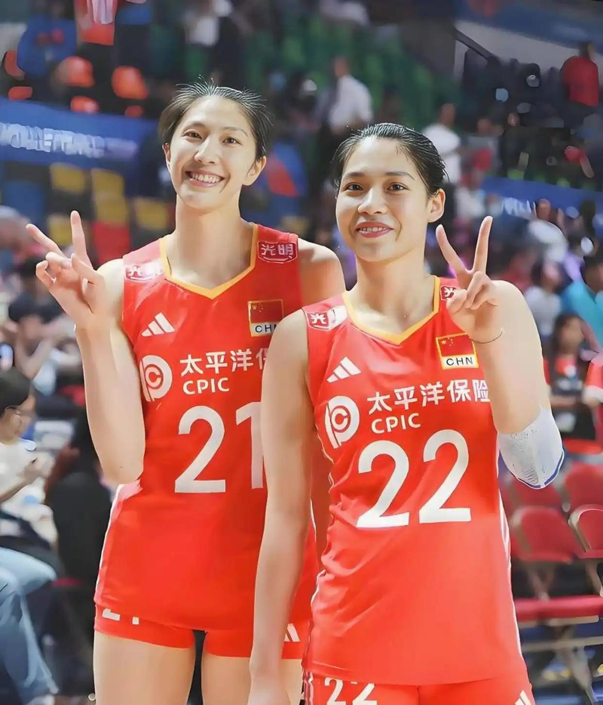 CCTV5正在直播亚运会女排1/4决赛
中国女排vs越南女排
第一局中国队25: