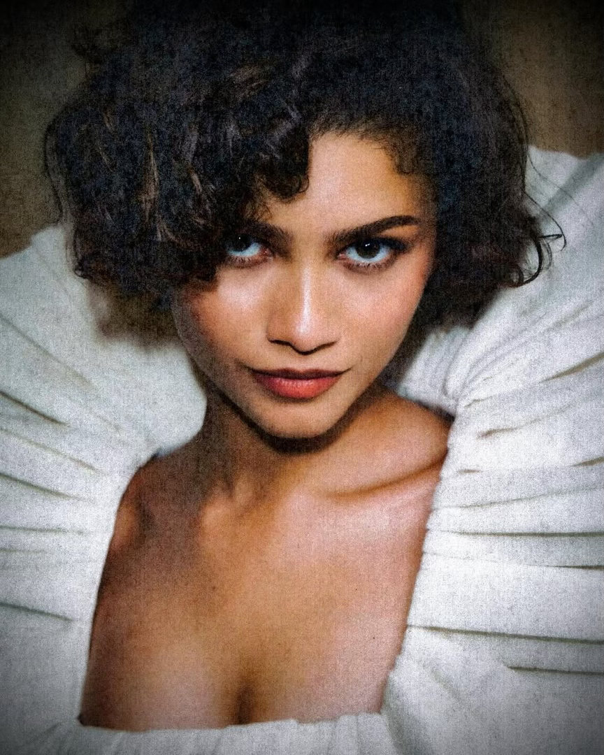 赞达亚x《爱情抓马》宣传照