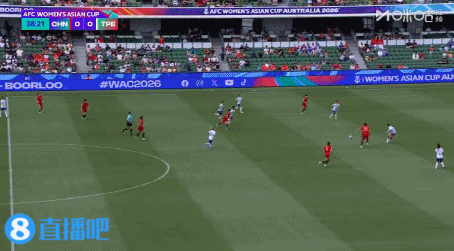 还是得靠王霜！！⚽️🔥王霜头球破门，不过裁判看了var后判进球无效，因为之前手