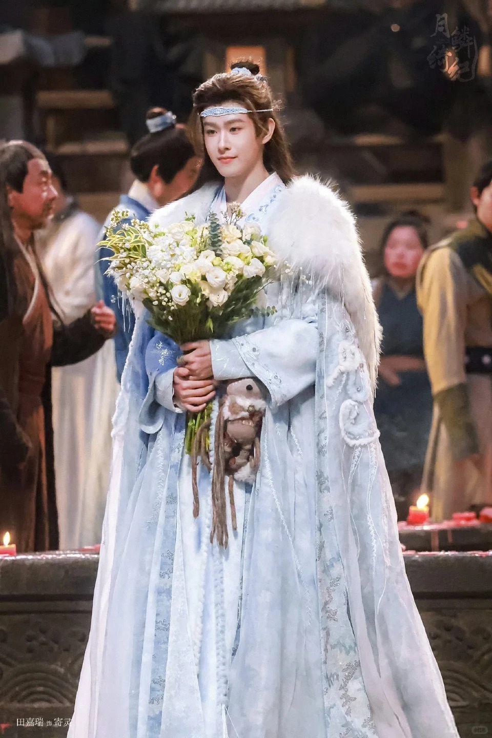 田嘉瑞拽哥秒切萌弟田嘉瑞一秒萌萌的一秒拽拽的 寄灵有多可爱龙神就有多飒！拽哥一秒