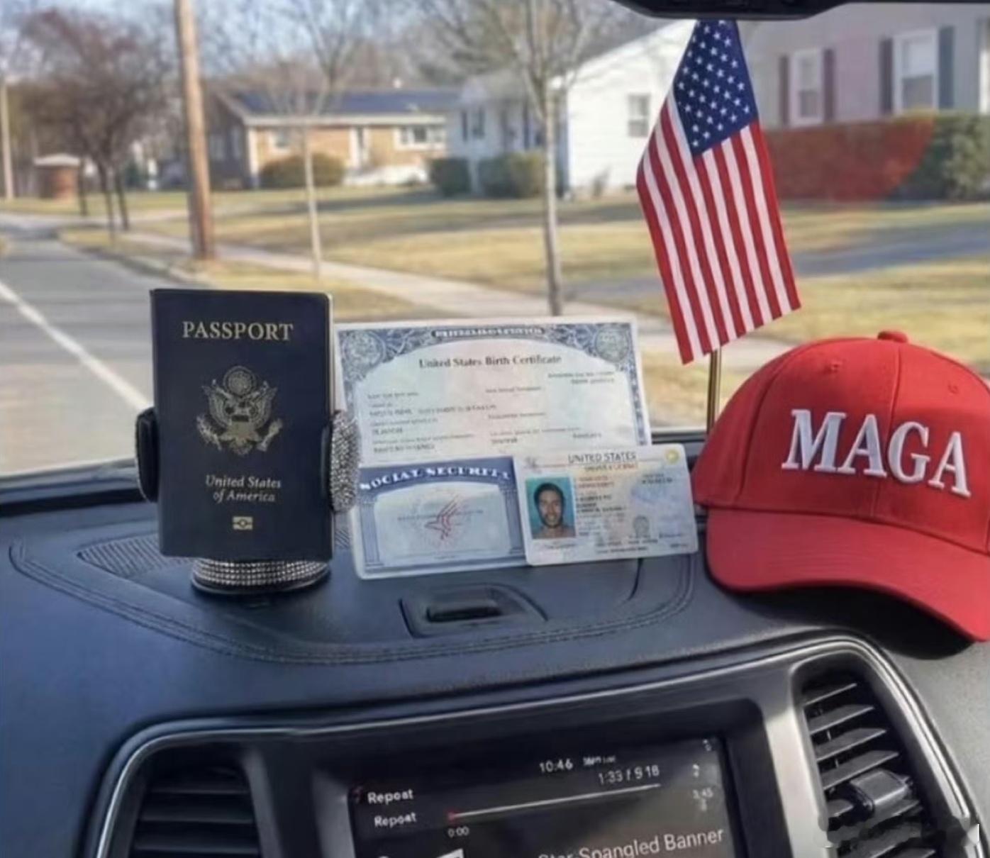 美国某些网民阴阳ICE，说这是出现必备。 