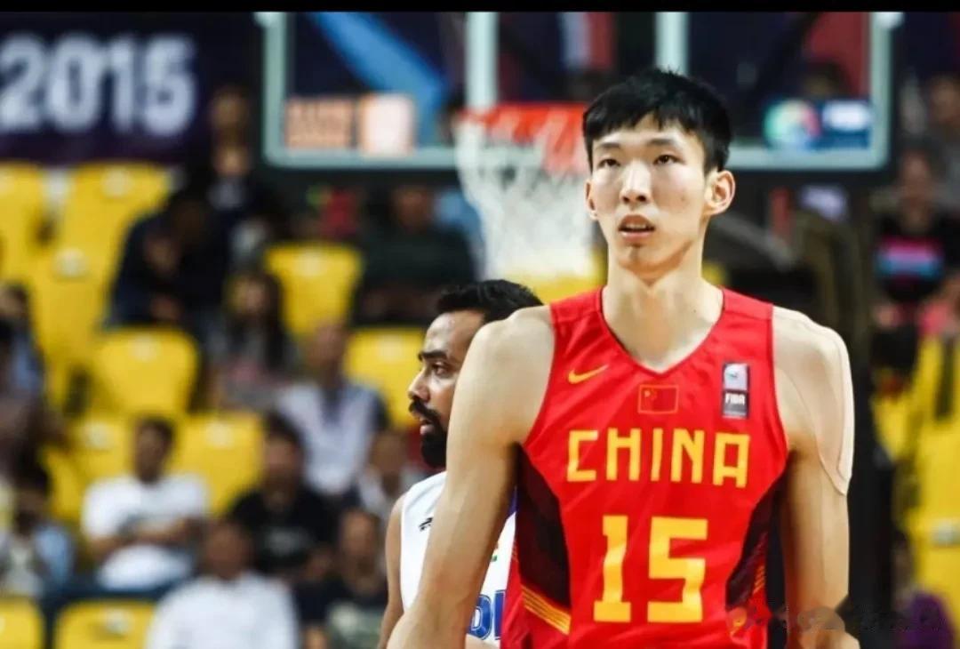 以姚明为核心，可进入世界前八！

以阿联为核心，可进入世界大赛！

以周琦为核心