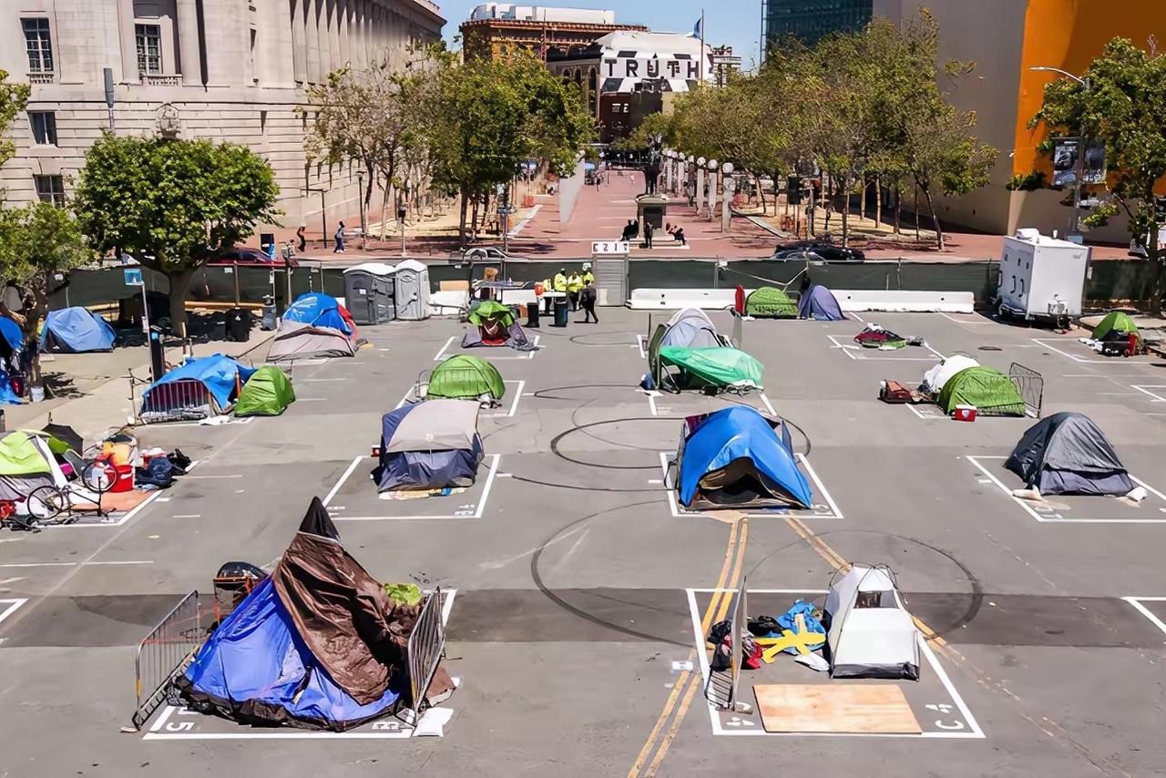 抖音，撕碎了公知编织的所有谎言！
不得不说，抖音彻底打破了公知精心营造的信息壁垒