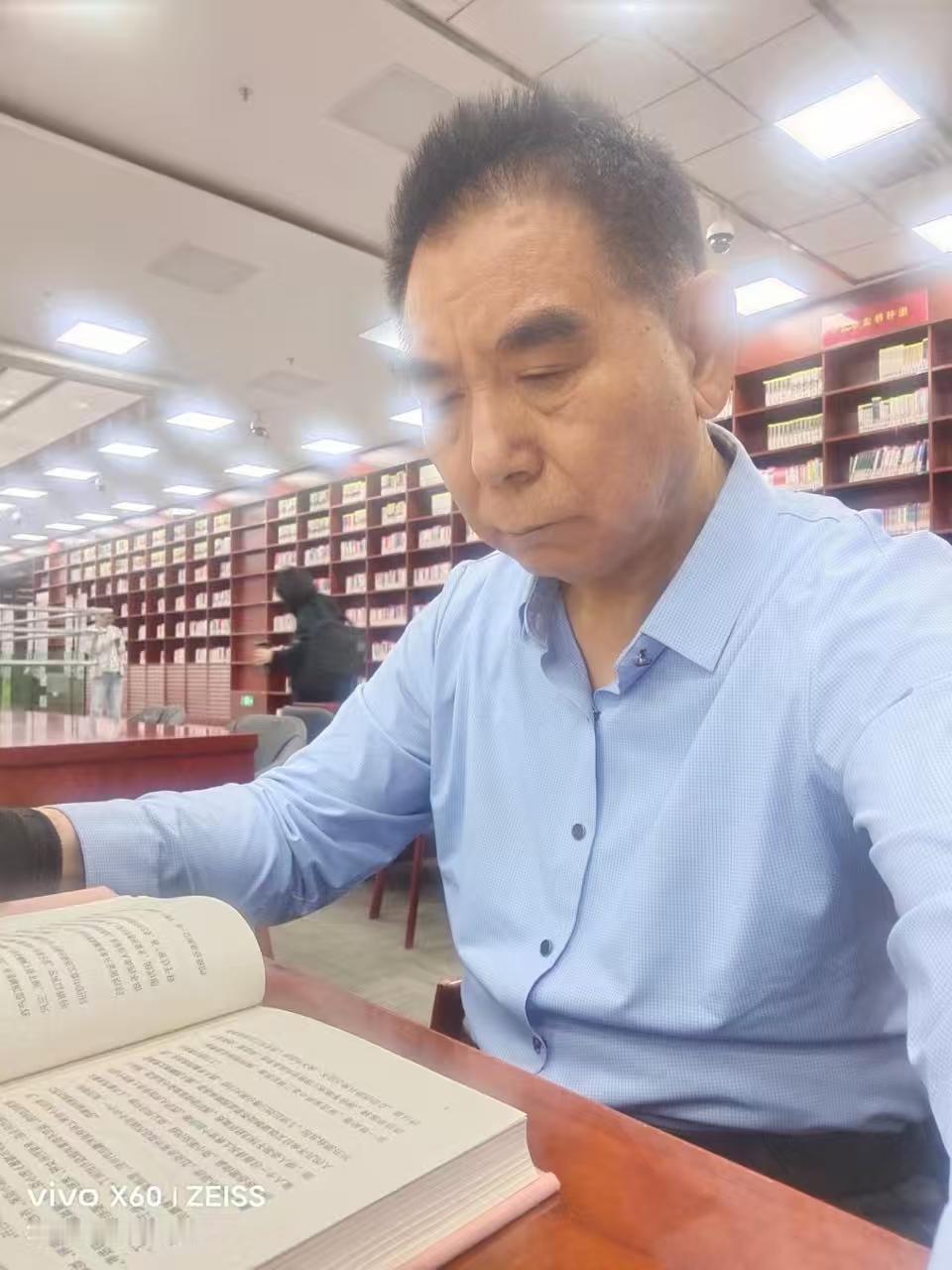 书香遇知音 册页藏初心
人生总有不期而遇的温暖，一份跨越时光的认可，最是触动人心