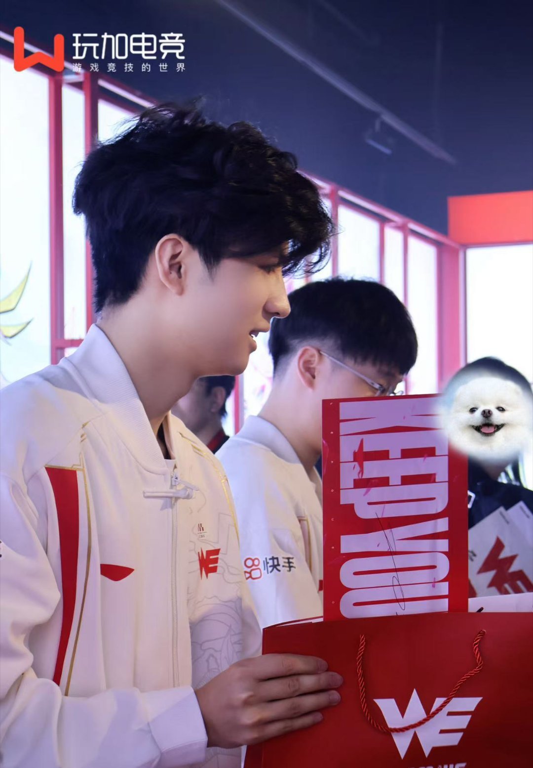 Monki和Karis派发应援返图nip对战we2025lpl2025lpl第二