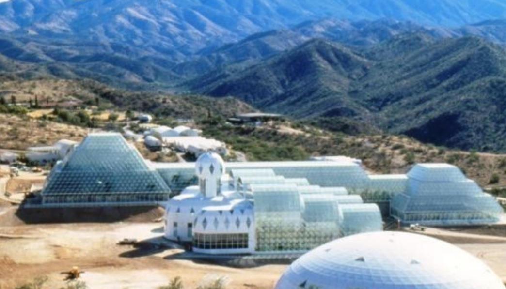 1991年，美国特意做了一个轰动全球的实验，把4男4女关在一起两年，再次打开房门