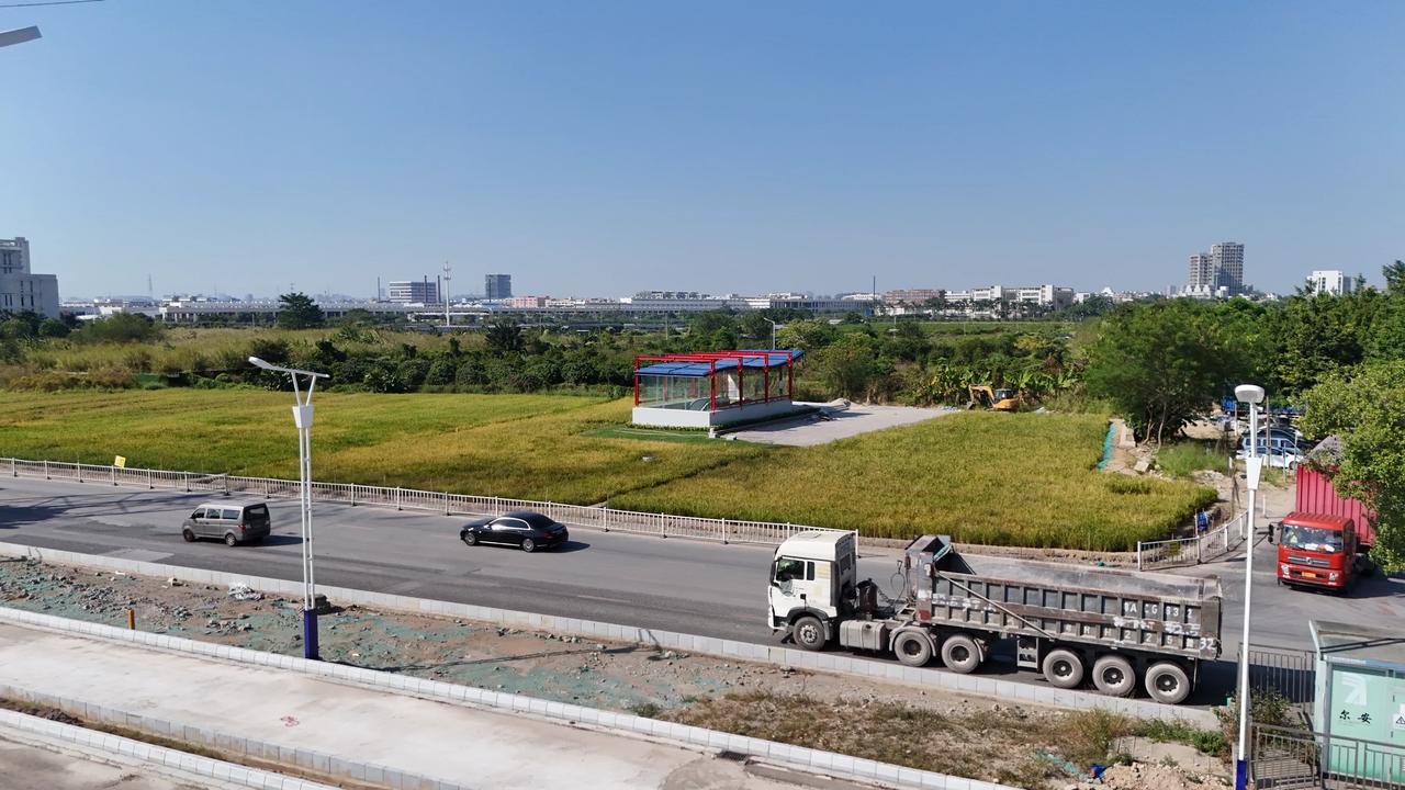 实拍广州地铁通田里，不愧是一线大城市