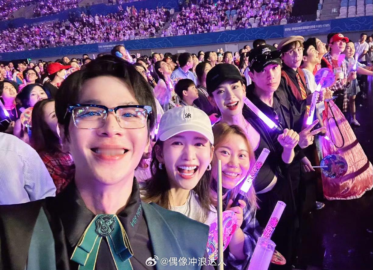 wow！！！我们明侦小队团建啦[春游家族]#明侦团建# ​​​