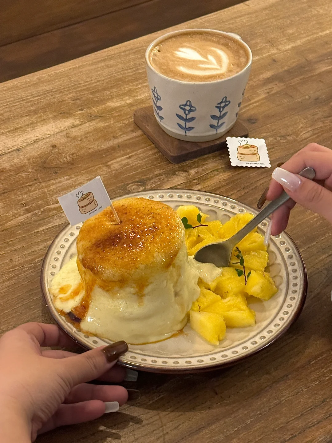 西安一夜入秋🍂吃一口软fufu焦糖布丁松饼🥞