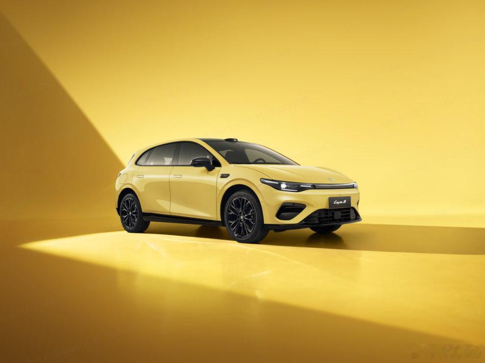 领跑Lafa5开启预售，预售价区间10.58-13.18万元。将于11月28日正