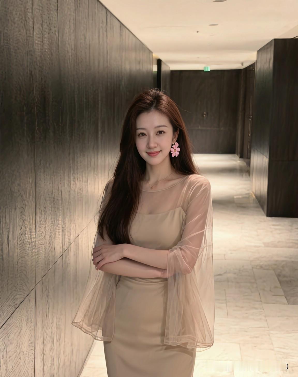 当你真正开始自信，
发自内心地喜欢自己，
欣赏自己的独特之处，
并坦荡自由地拥抱