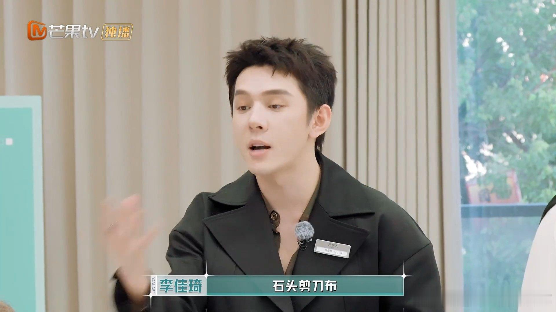 李佳琦是引导型leader合伙人从话术节奏到语气都仔细教，李佳琦用心助力候选人，