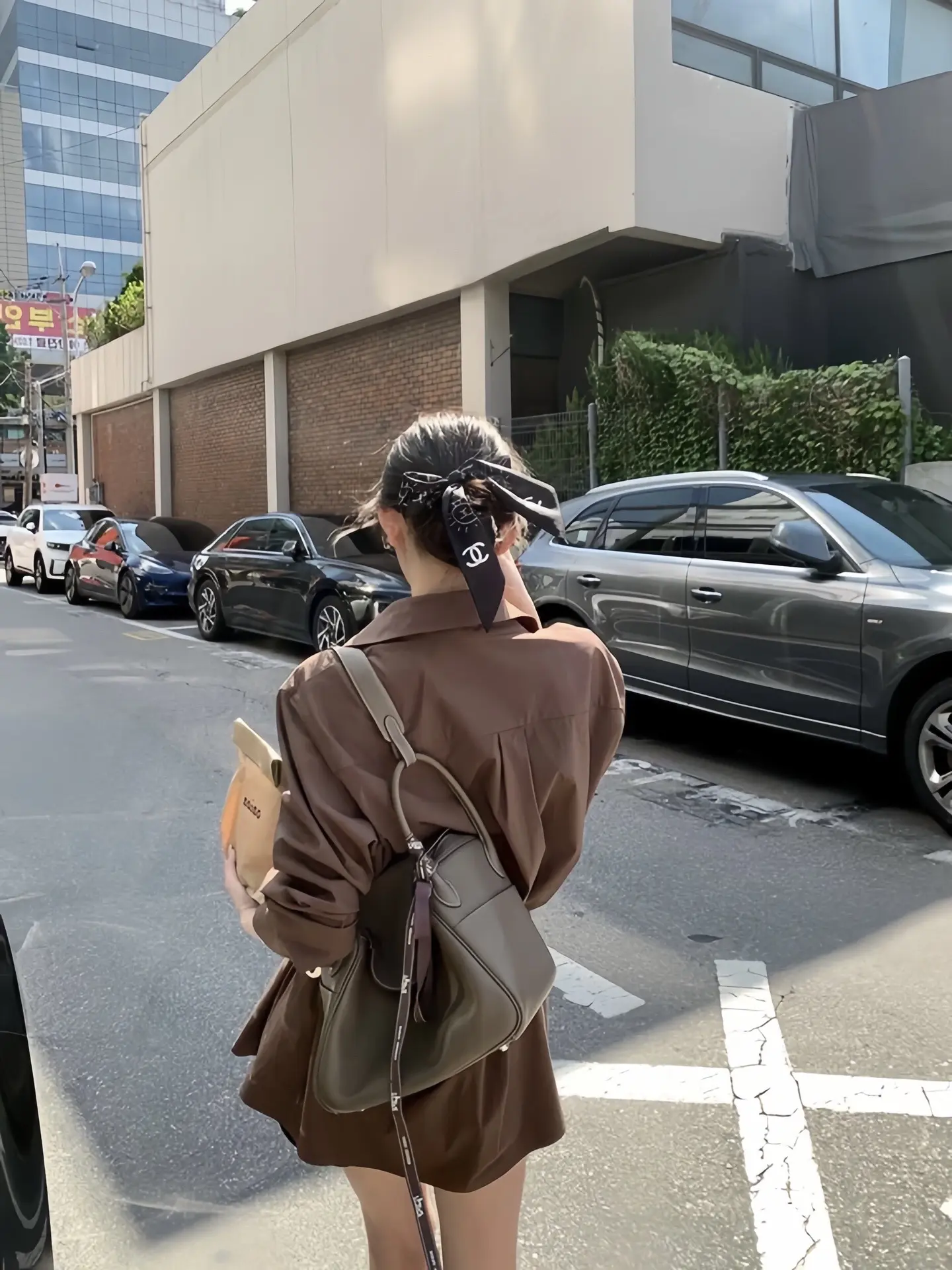 拆穿多没意思 我还是喜欢看你装